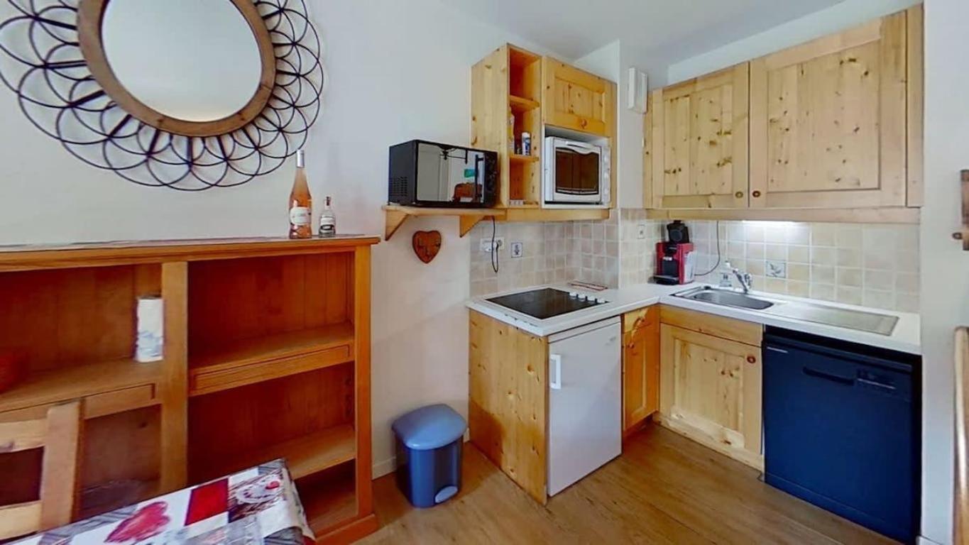 Casa-Amelie Terrace With View And Parking Apartment Вар Екстериор снимка